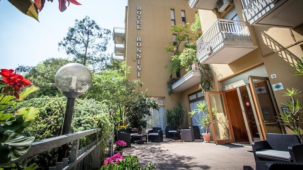 Hotel Rossini Tabiano Terme Exterior photo