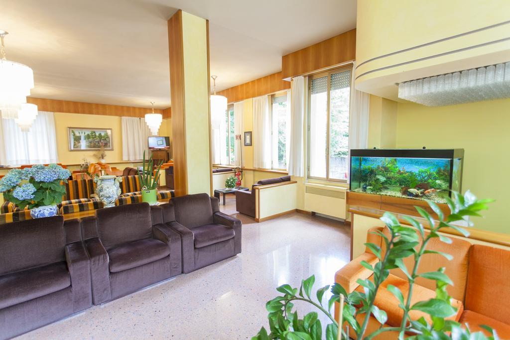 Hotel Rossini Tabiano Terme Exterior photo