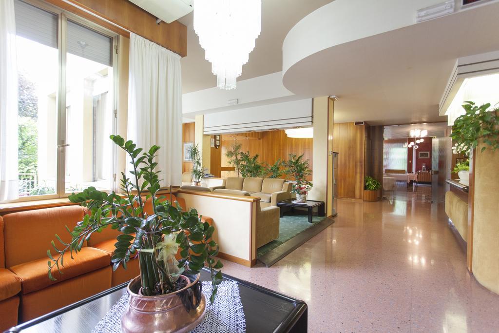 Hotel Rossini Tabiano Terme Exterior photo