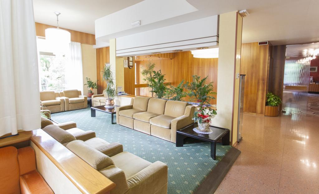 Hotel Rossini Tabiano Terme Exterior photo