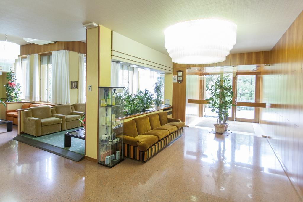 Hotel Rossini Tabiano Terme Exterior photo