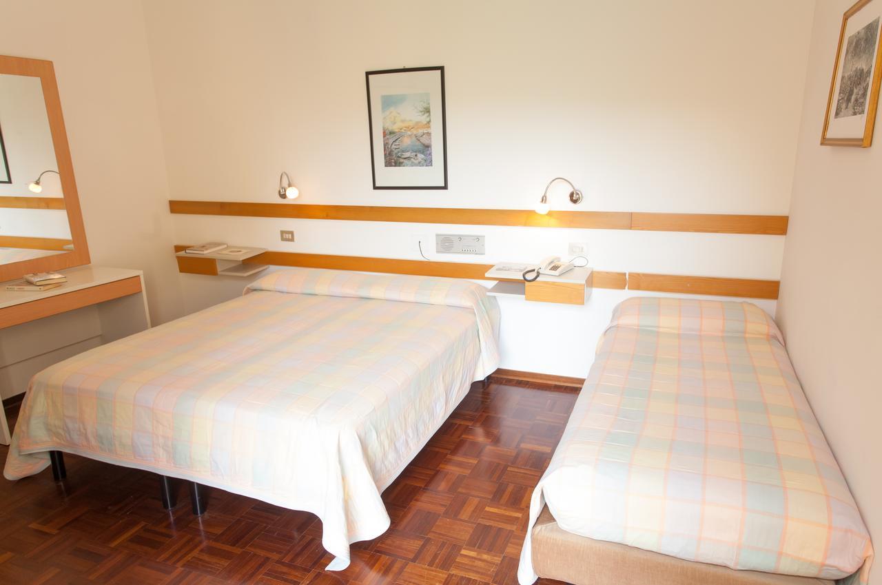 Hotel Rossini Tabiano Terme Exterior photo